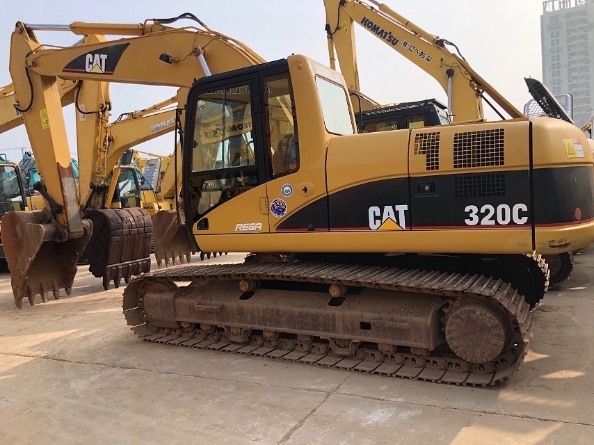 Used CATERPILLAR CAT320C excavator in cheap price with high quality for sale