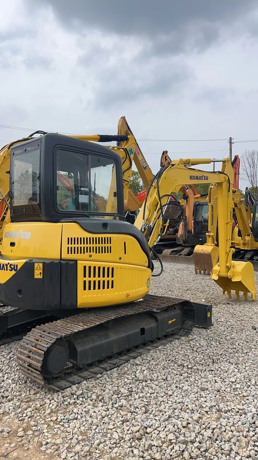 Used KOMATSU PC55MR 5tons original condition Japanese brand excavator for sale