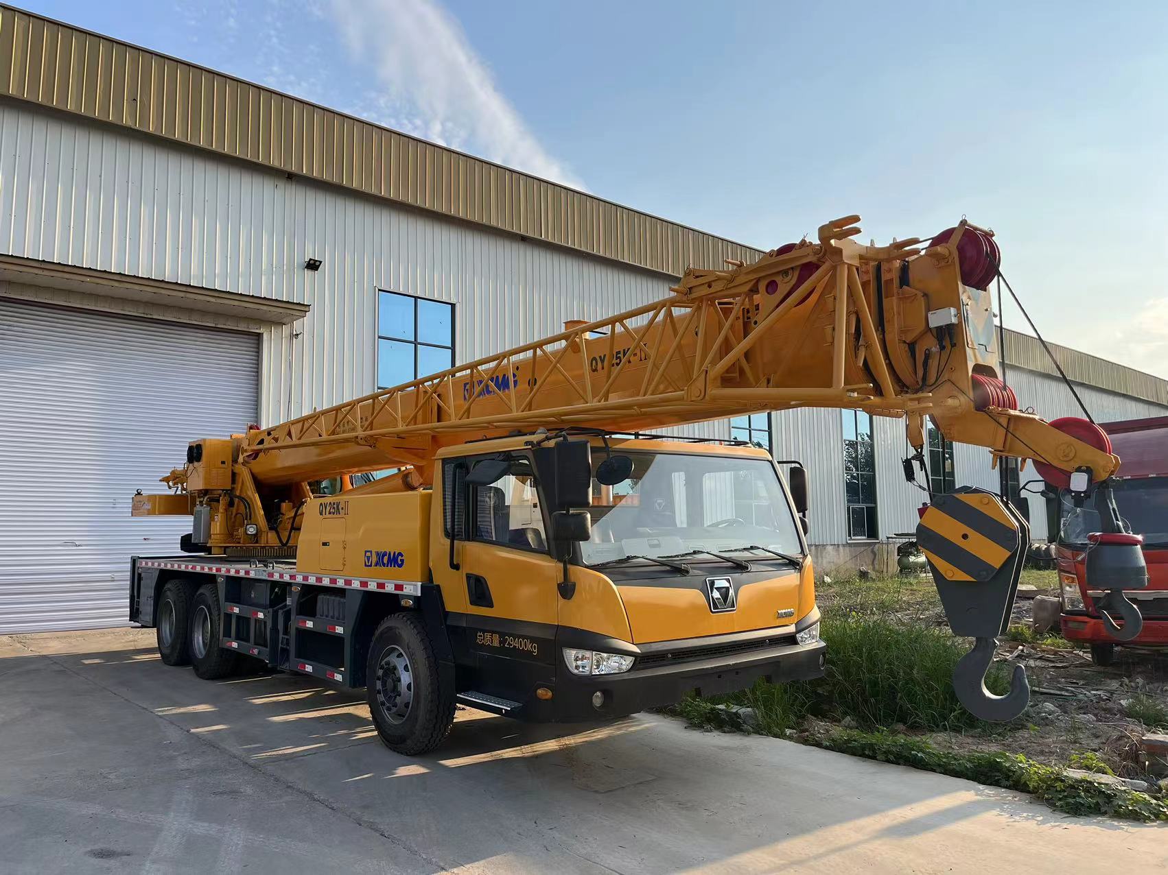 Used XCMG QY25K hot-selling Chinese brand XCMG crane for sale