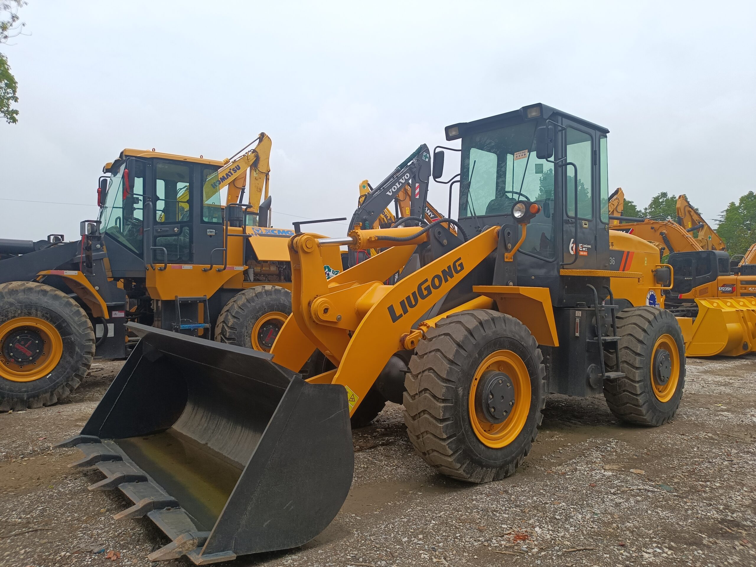 Used LIUGONG CLG836 powerful Chinese brand LIUGONG loader for sale