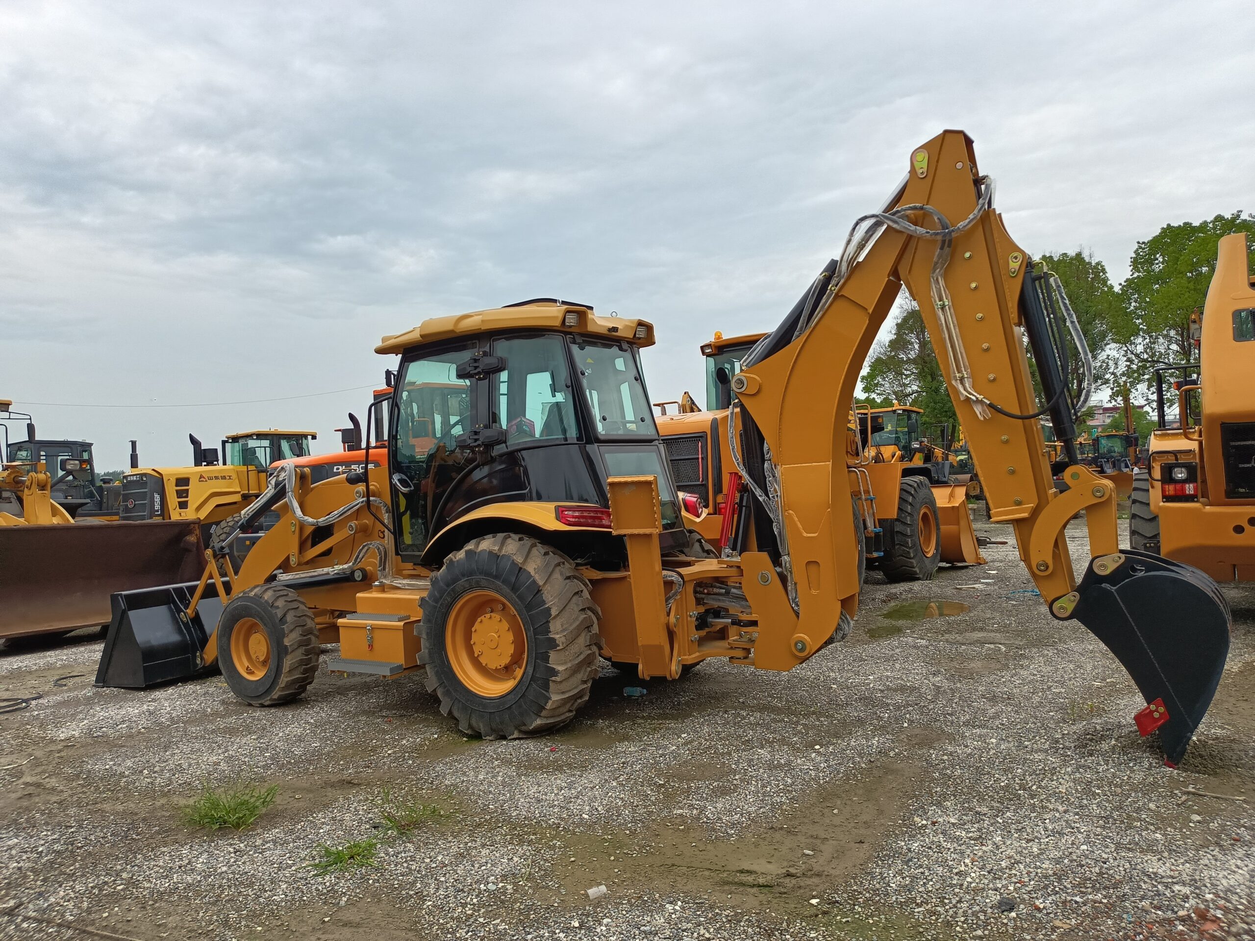 Used CAT420F caterpillar backhoe loader in good condition for sale