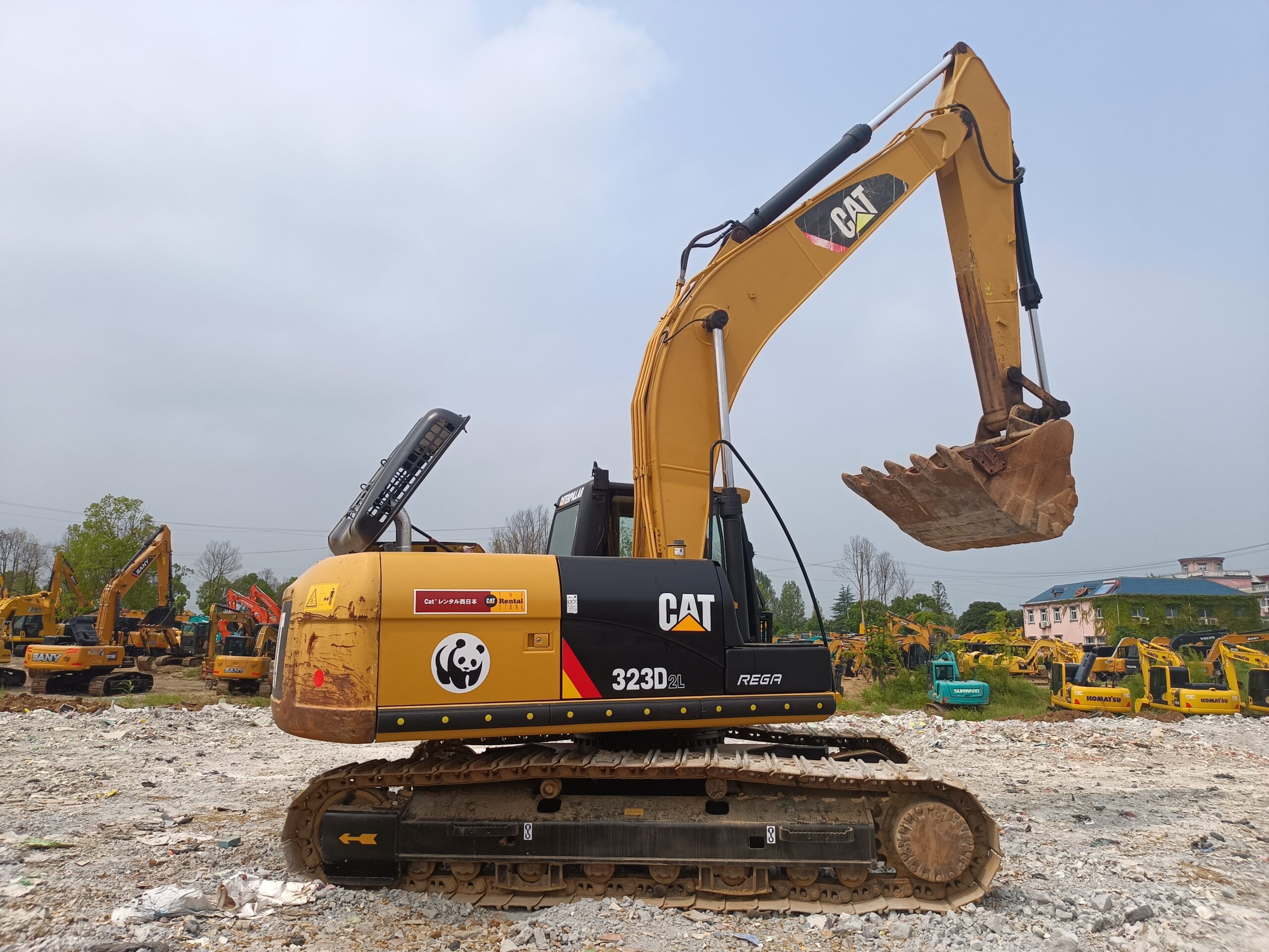 Cost-effective original Japanese CATERPILLAR CAT323 used excavator for sale