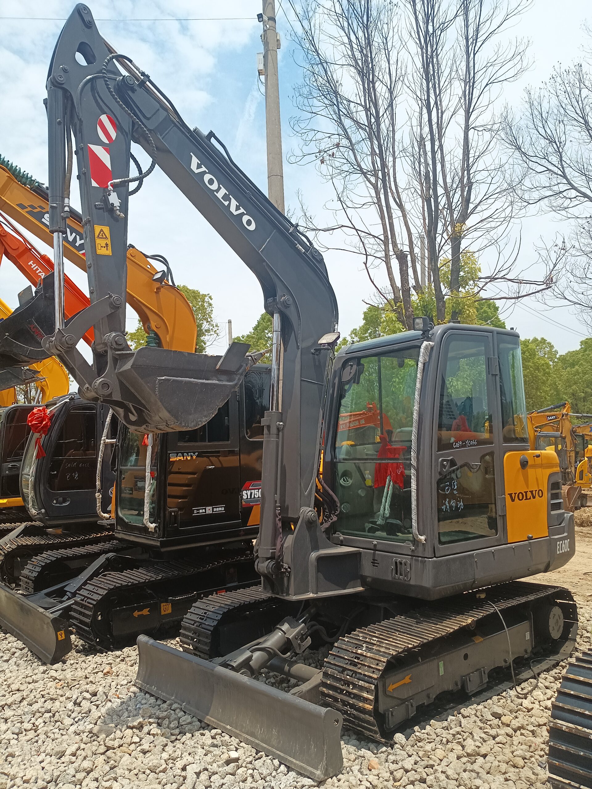 Used VOLVO EC60C 6tons mini excavator in cheap price for sale