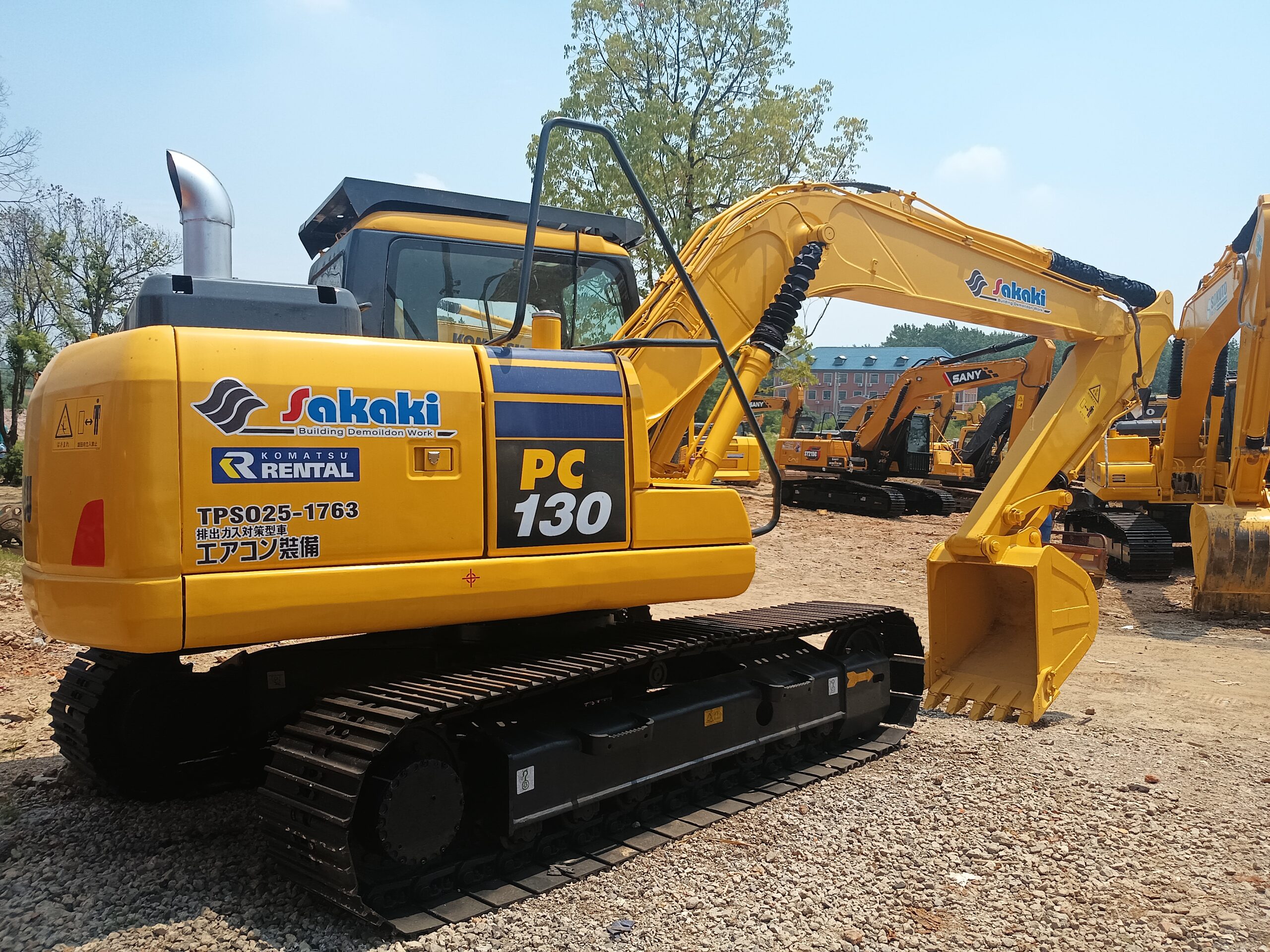 Originally imported excavator Komatsu brand KOMATSU PC130 for sale