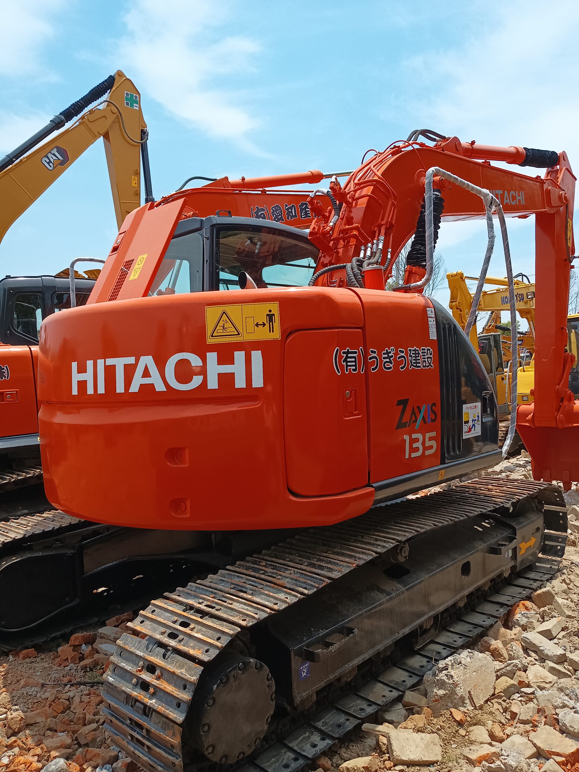 Used HITACHI ZX135US round rail 13tons middle-size excavator for sale