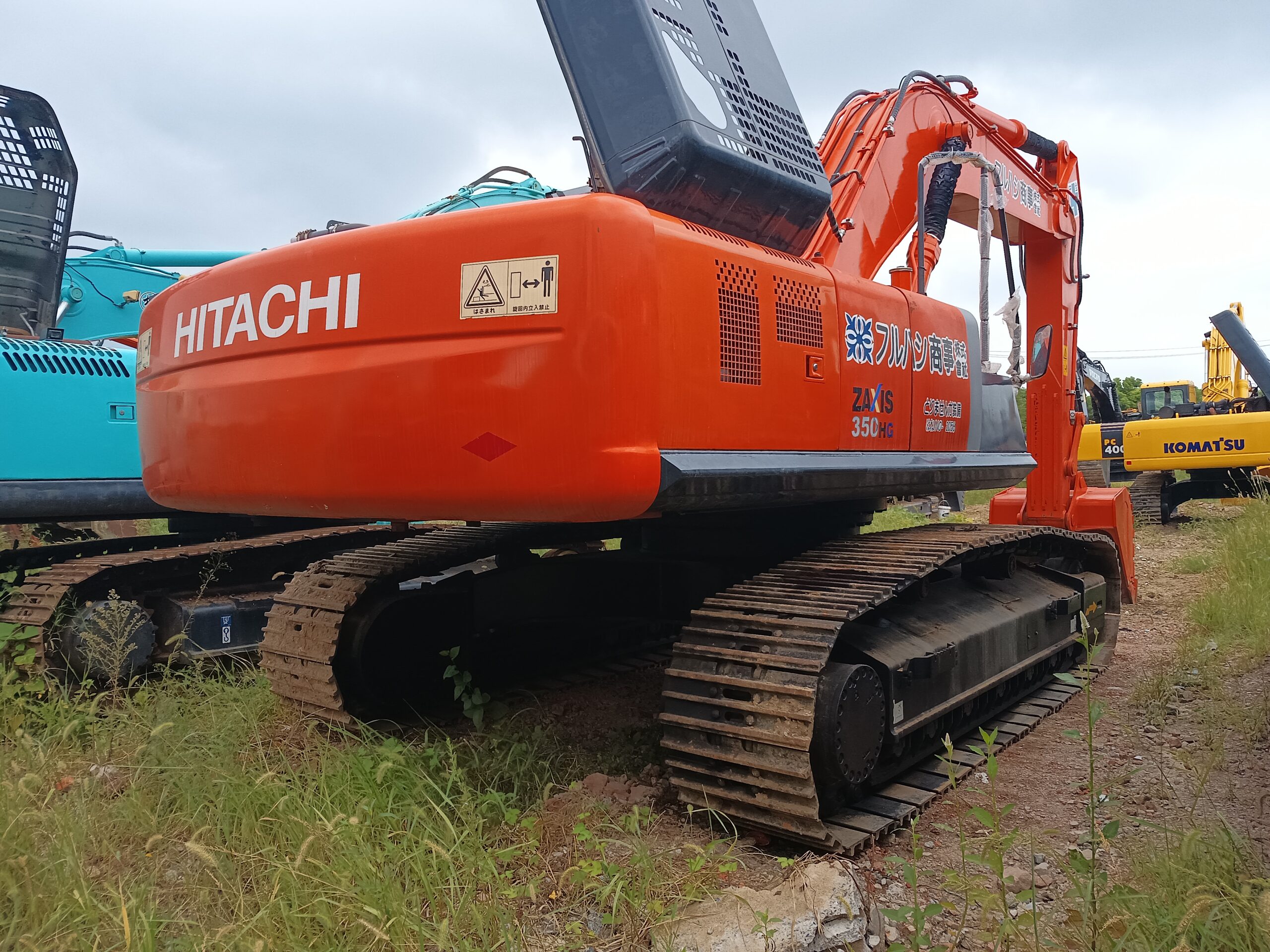 Used HITACHI ZX350 35tons large-size excavator suitable for mining for sale