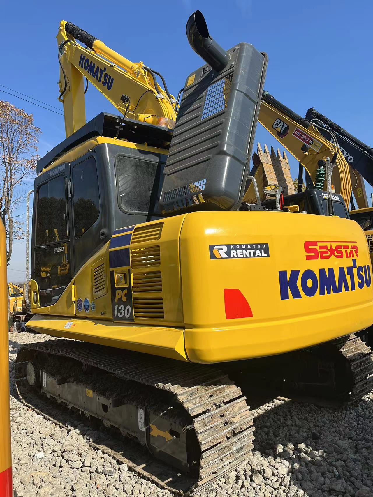 KOMATSU PC130 in good condition second excavator with best price for sale