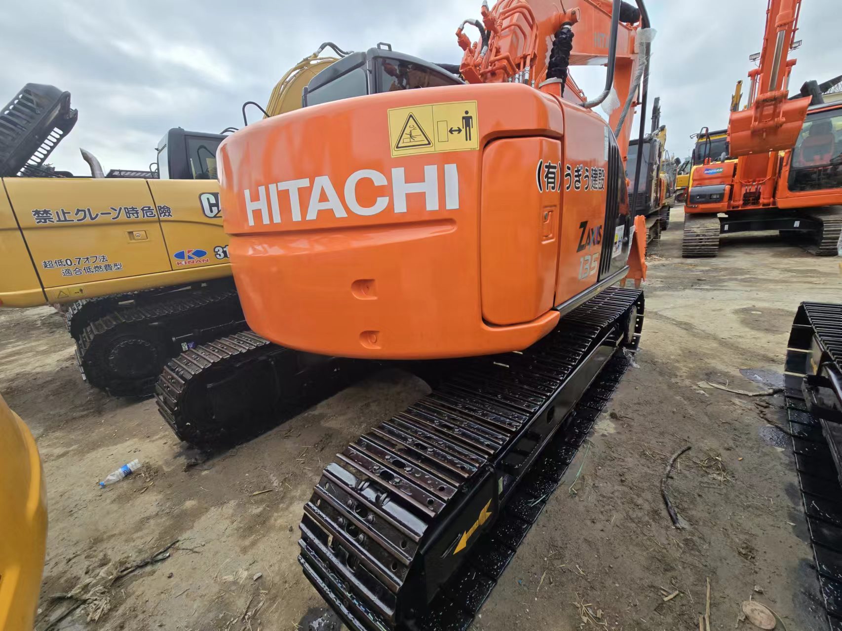 Used HITACHI ZX135US excavator round rail Japanese brand excavator for sale