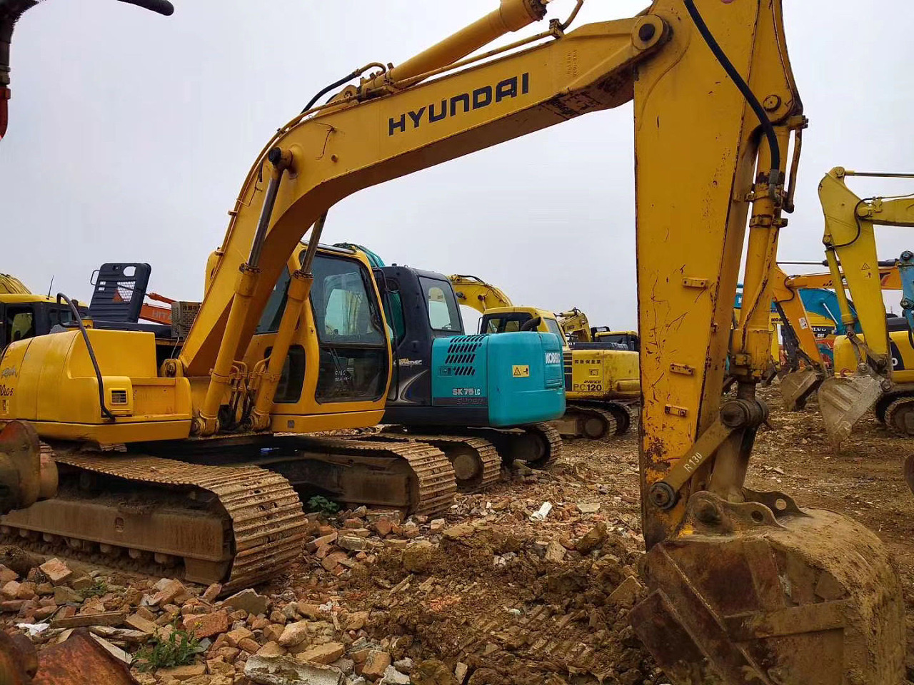 Used HYUNDAI R130 second-hand excavator original condition for sale