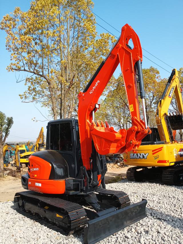 Used KUBOTA KX165 with good appearance and performance excavator for sale