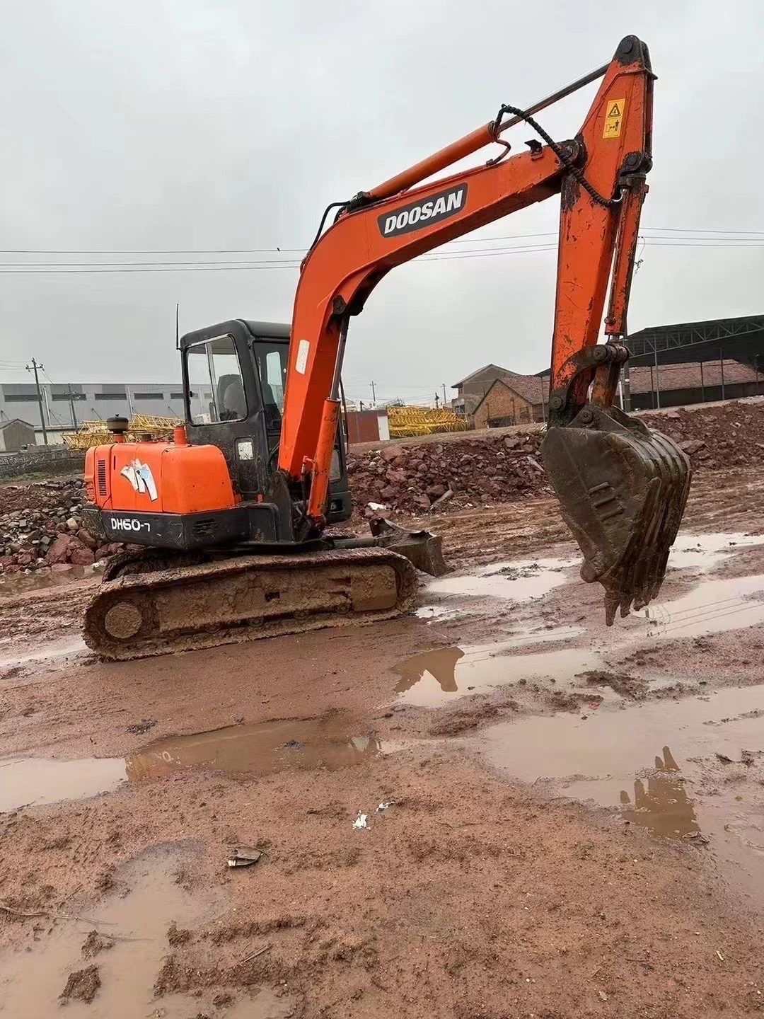 Used DOOSAN DH55 5tons small-size excavator made in Korea for sale