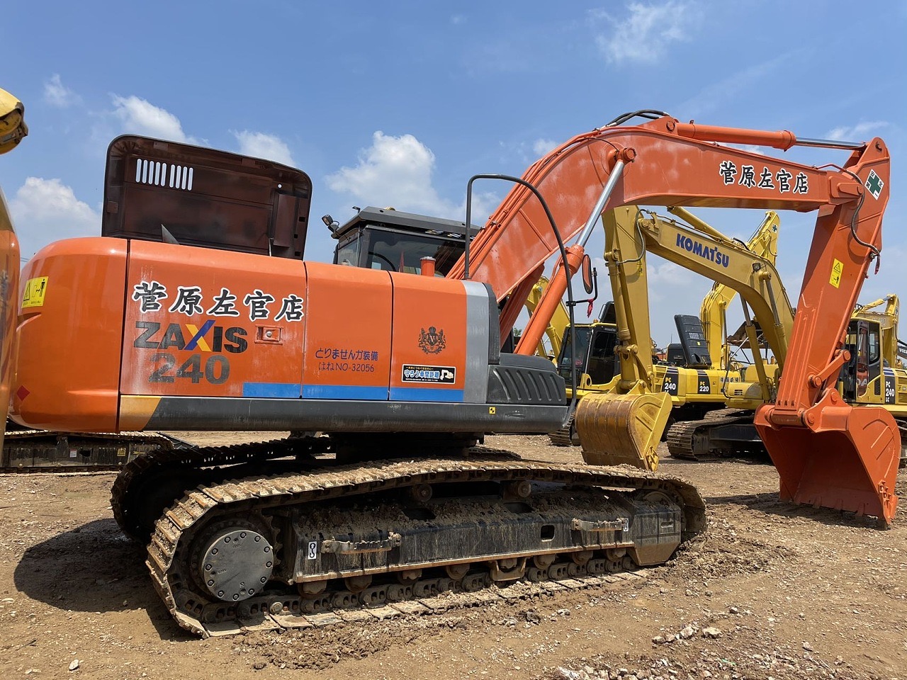 Used HITACHI ZX240 hot-selling 24tons Japanese excavator for sale