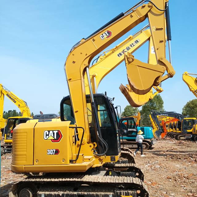 Used CAT307 caterpillar excavator in cheap price excavator for sale