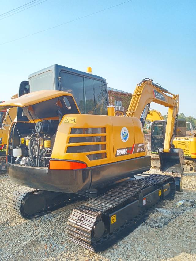 Used SANY SY60 Chinese brand excavator with stable hours machine for sale