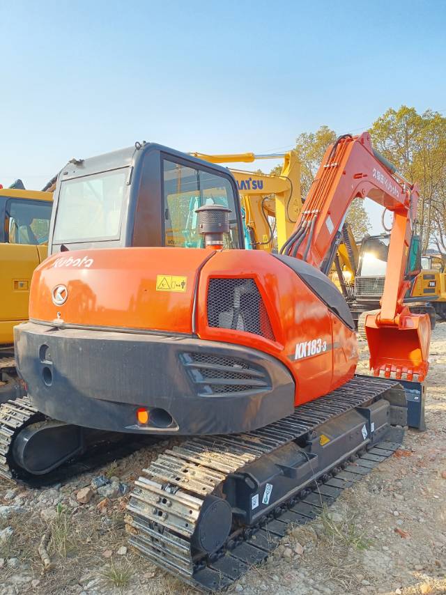 Used KUBOTA KX183 small-size excavator Japanese brand for sale