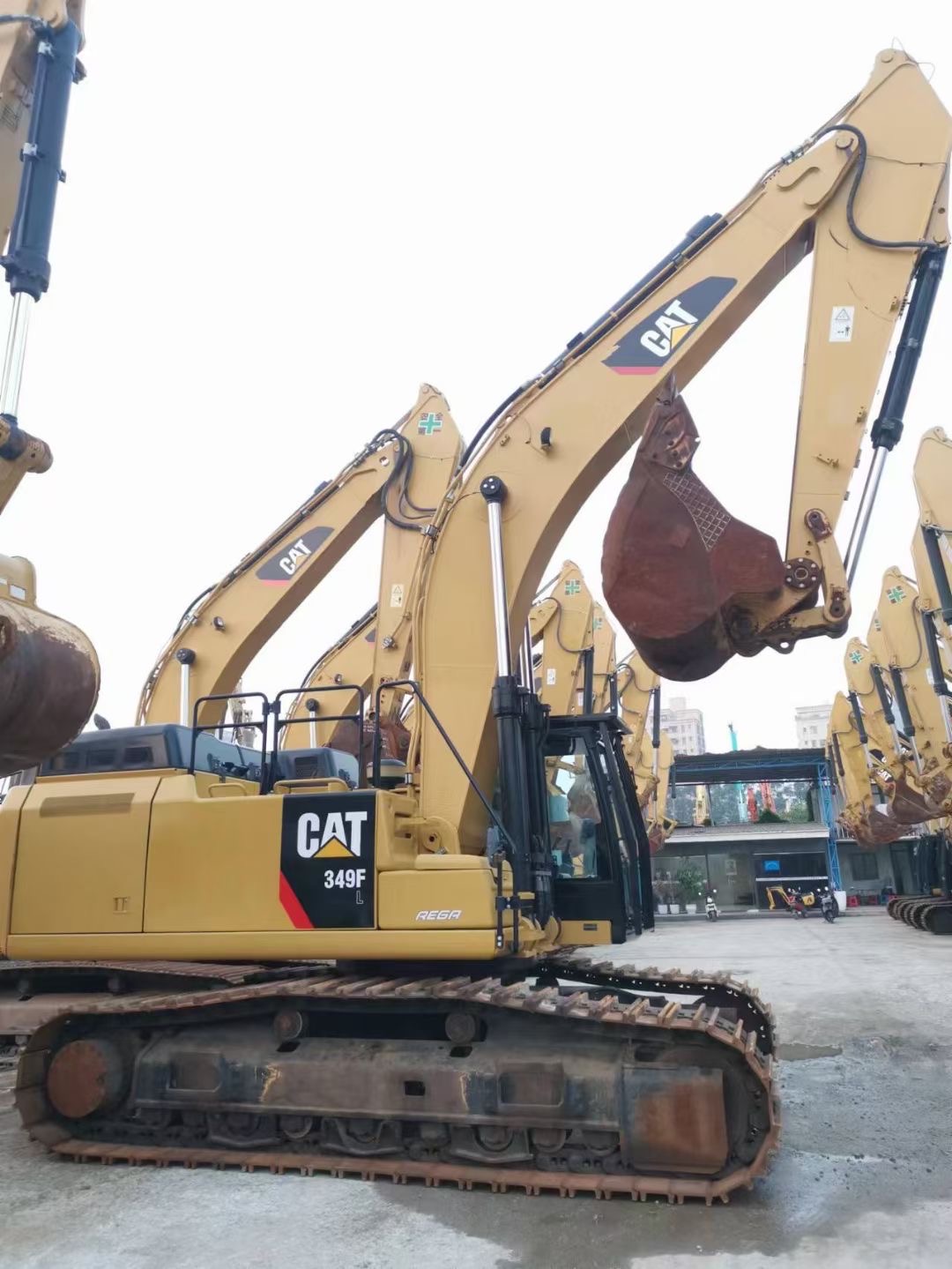 Used CAT349F caterpillar hydraulic excavator in excellent working condition for sale