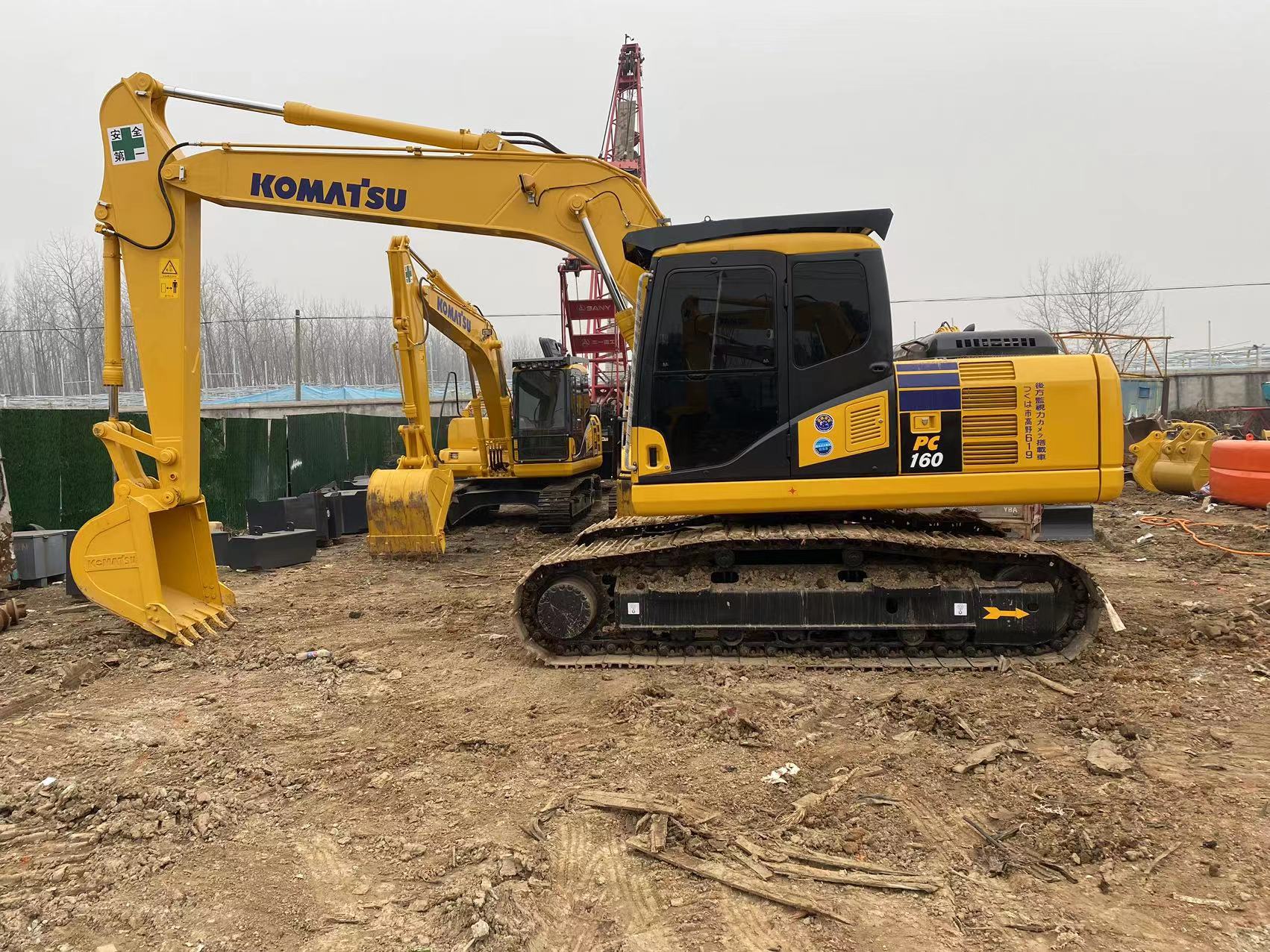 Used KOMATSU PC160 16tons middle size hydraulic excavator for sale