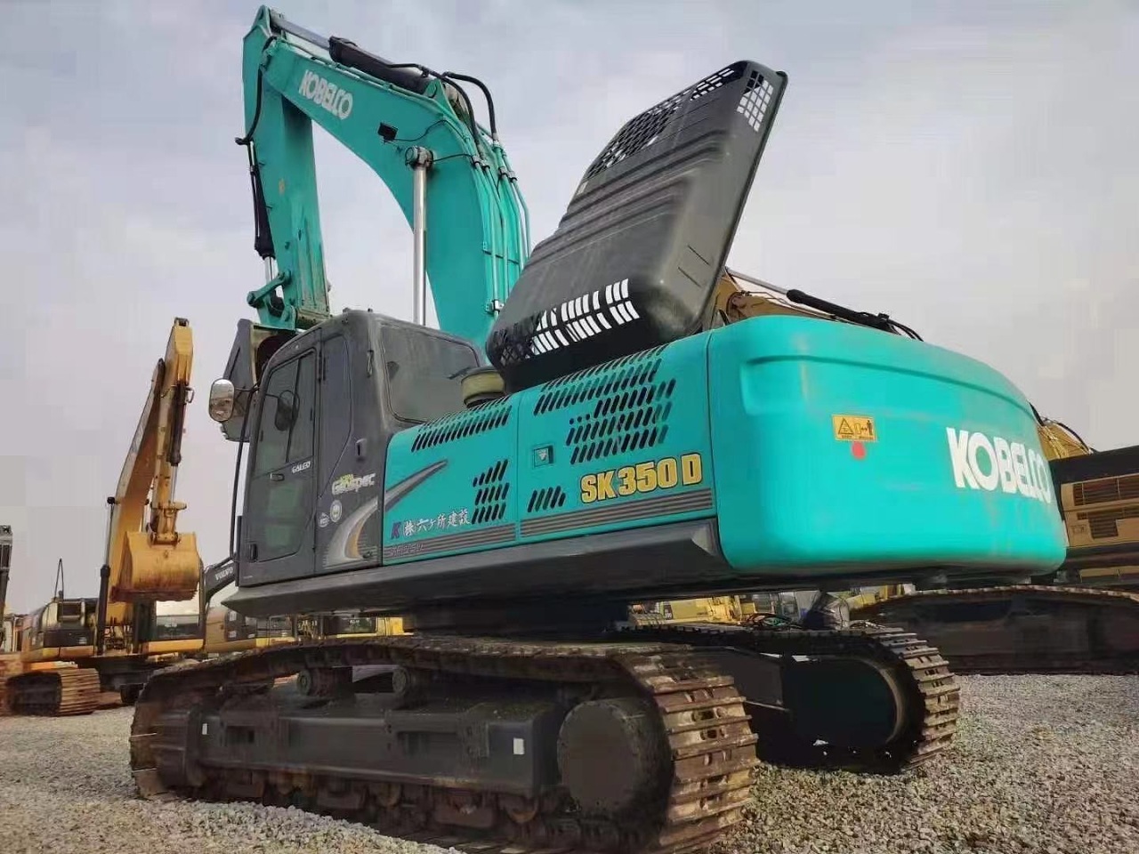 Used KOBELCO SK350D 35tons durable and powerful excavator for sale