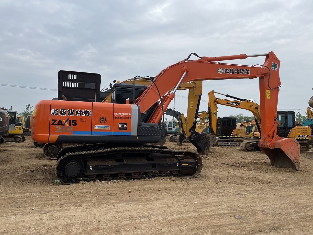 Used HITACHI ZX200 20tons popular excavator in stock for sale