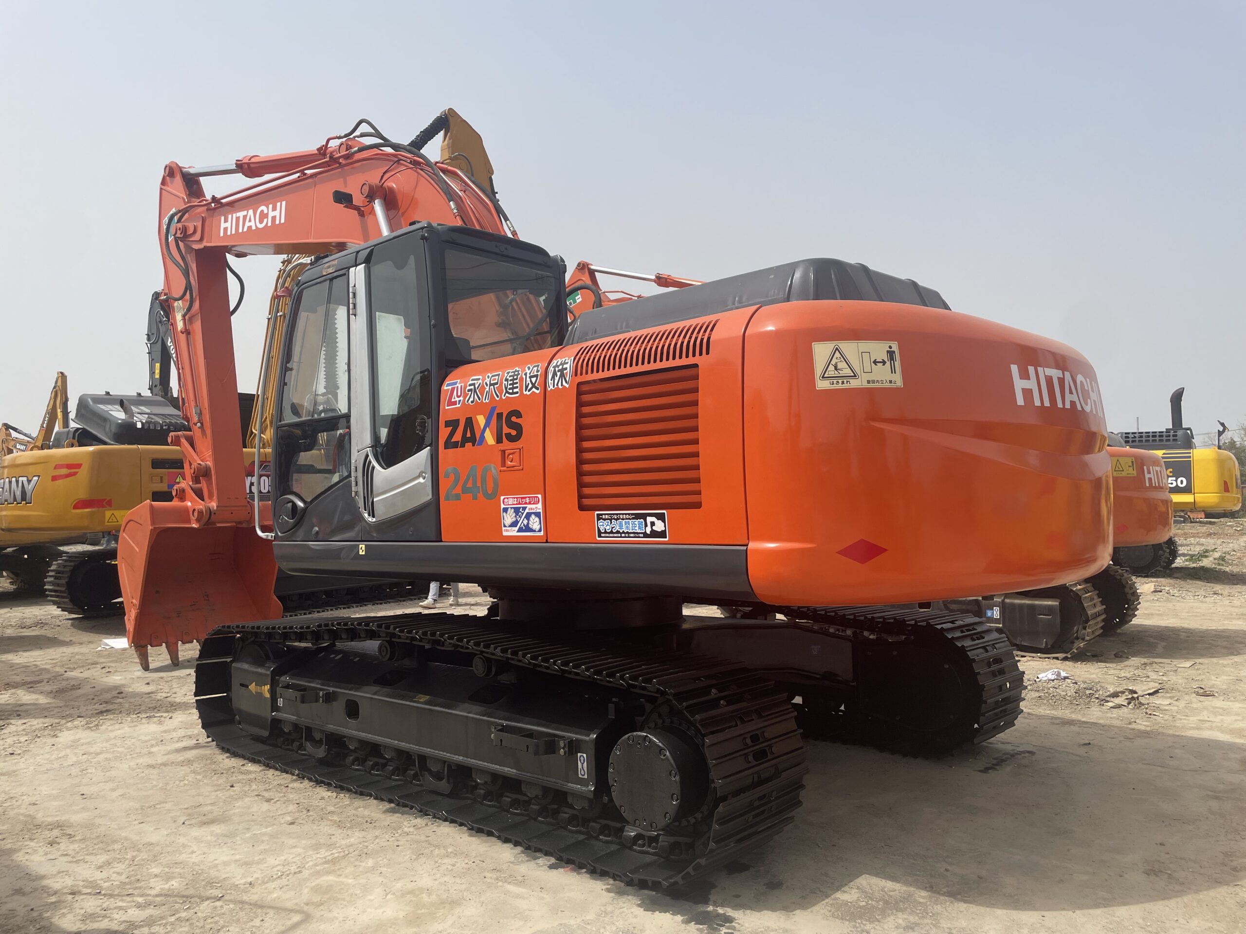 Used HITACHI ZX240 excavator with stable condition for sale