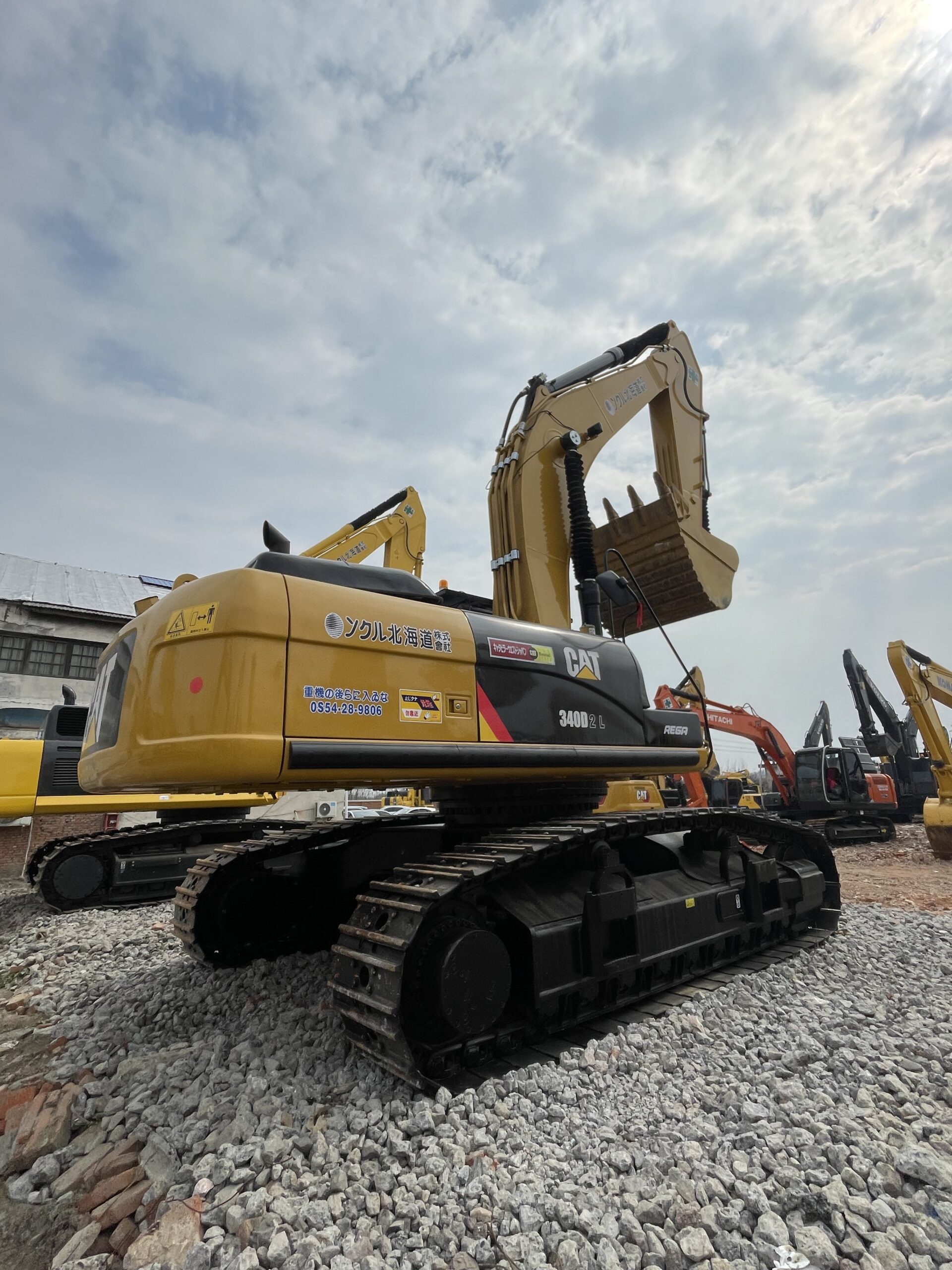 Gebruikte CAT340D2L graafmachine in goede staat te koop