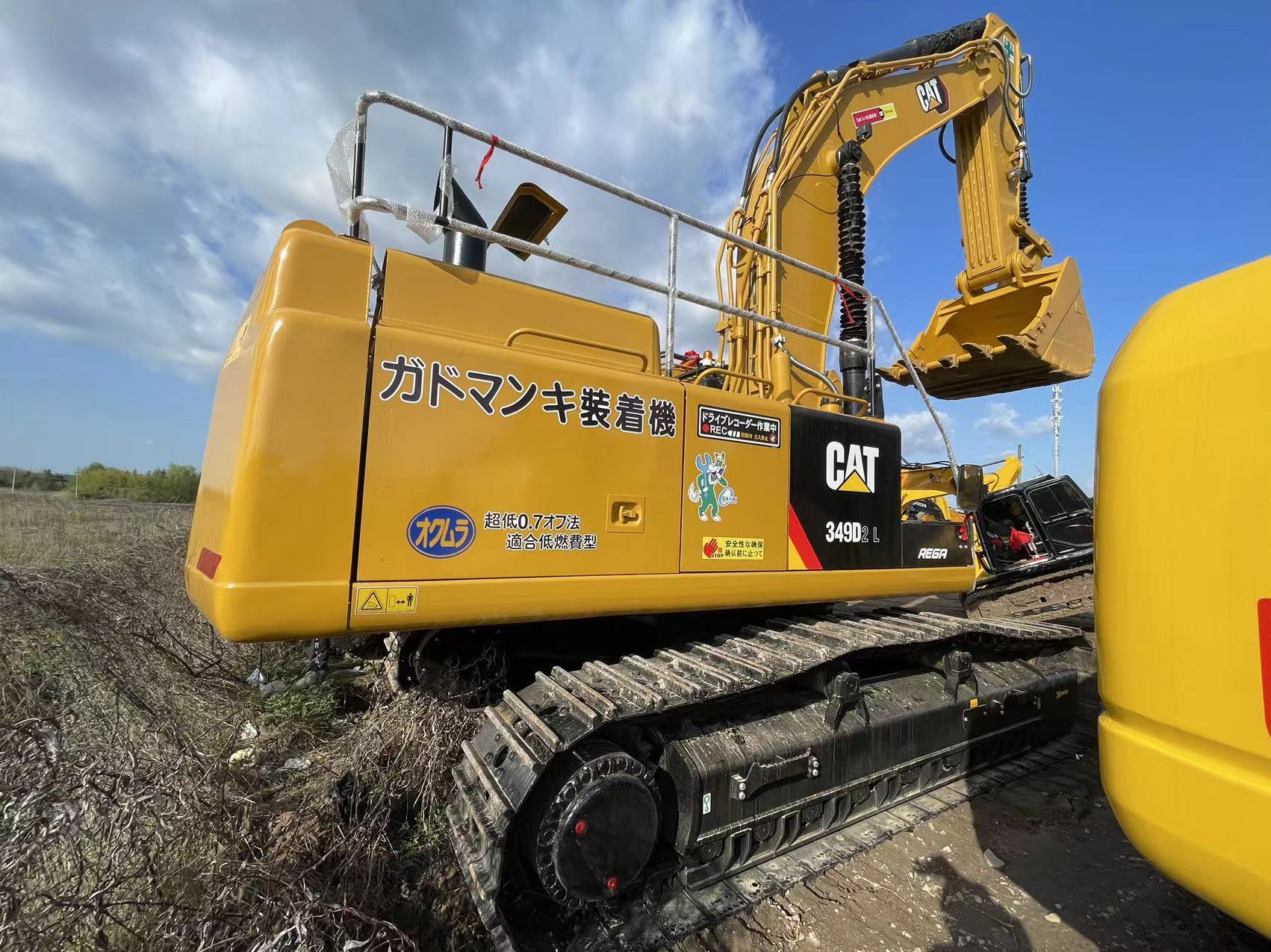 Satılık büyük boy ekskavatörlü CAT349D2L kullanılmış