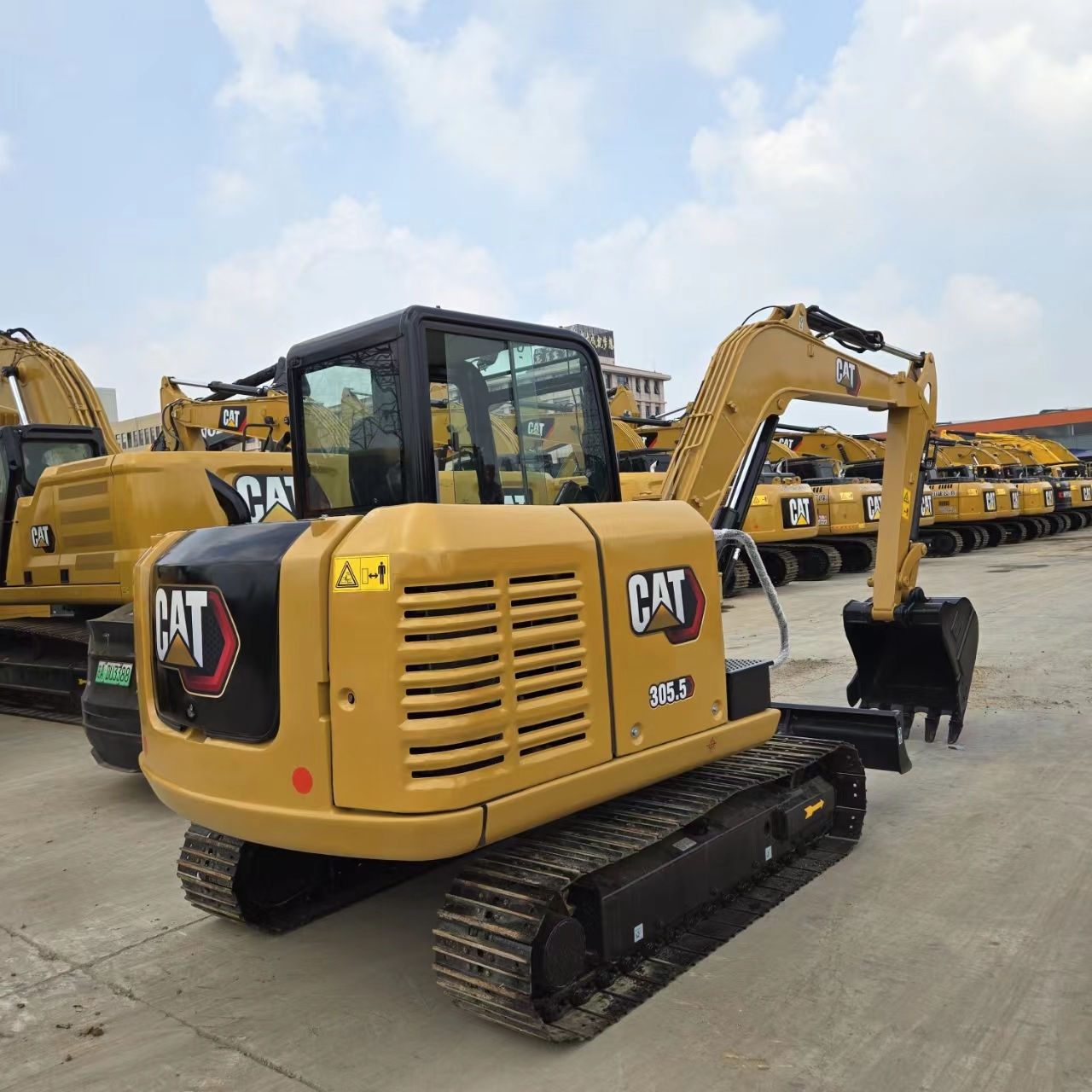 Used CAT305.5E2 in good condition excavator for sale