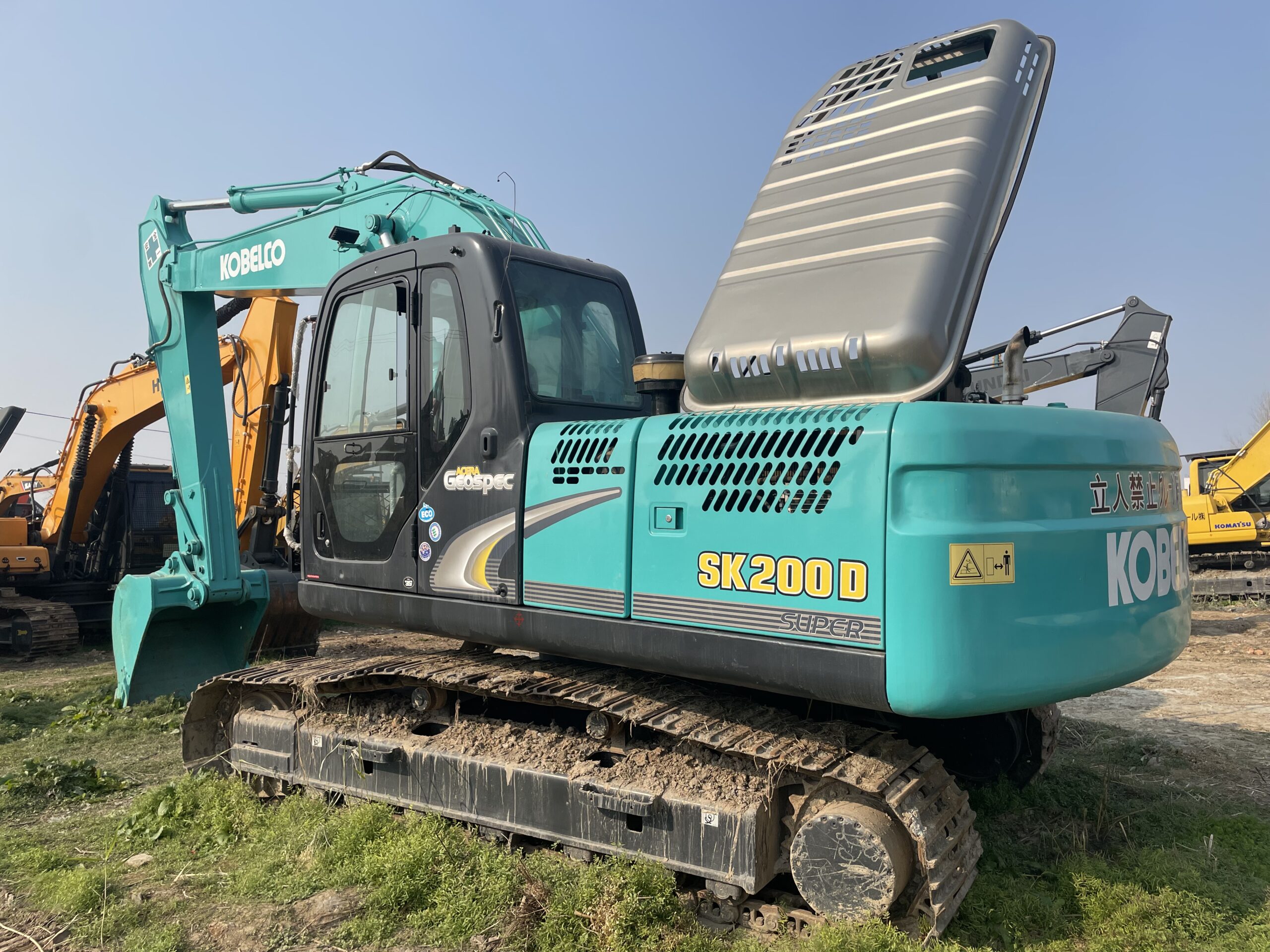 Escavadeira KOBELCO SK200 usada com condições originais para venda