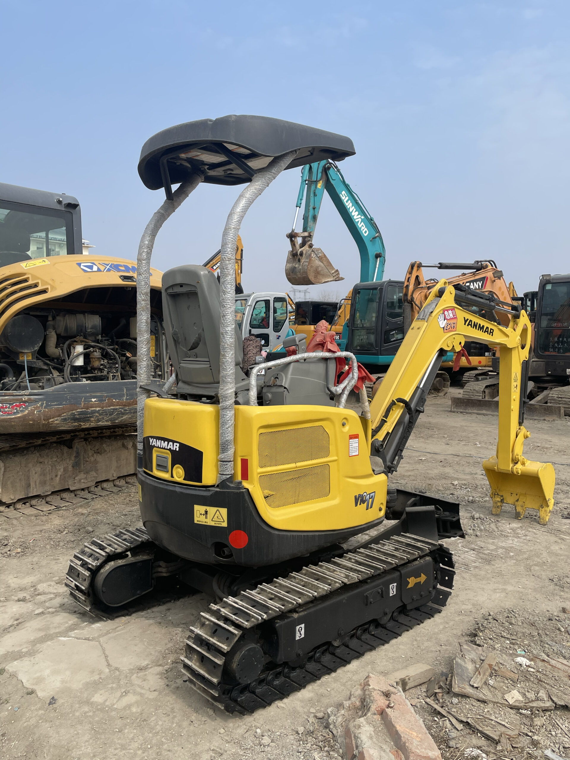 Used YANMAR VIO17 with good performance for sale